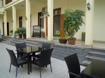 شي نان Juranzhijia Business Hotel المظهر الخارجي الصورة
